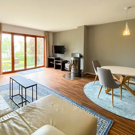 Mit Seeblick - 950 M Zum Hundestrand - Wiesengefluester *