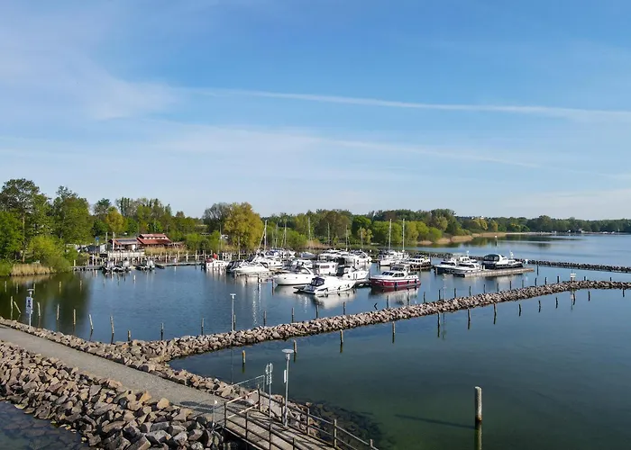 Mit Seeblick - 950 M Zum Hundestrand - Wiesengefluester Klink