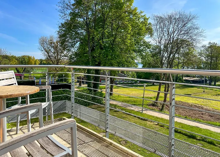Appartement Mit Seeblick - 950 M Zum Hundestrand - Wiesengefluester Klink